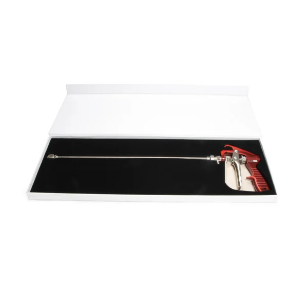 Professionelle Applikatorpistole für PU-Schaum, Modell mit langem Rohr für schwer zugängliche Bereiche.
