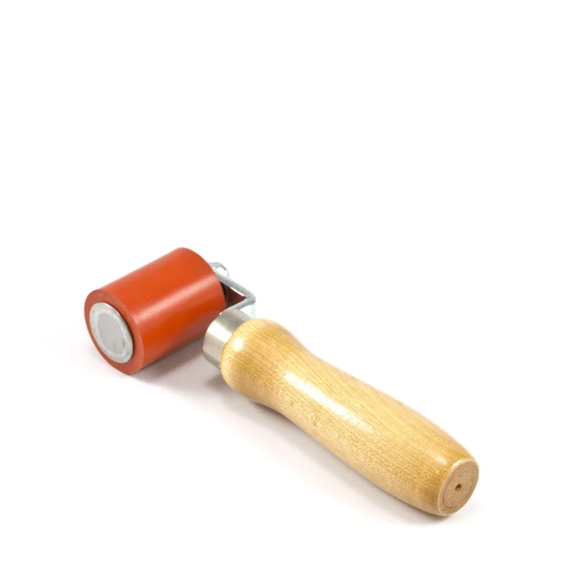 Silikon-Andrückrolle mit 40mm Breite, ideal zum Verkleben von EPDM- und PVC-Membranen.